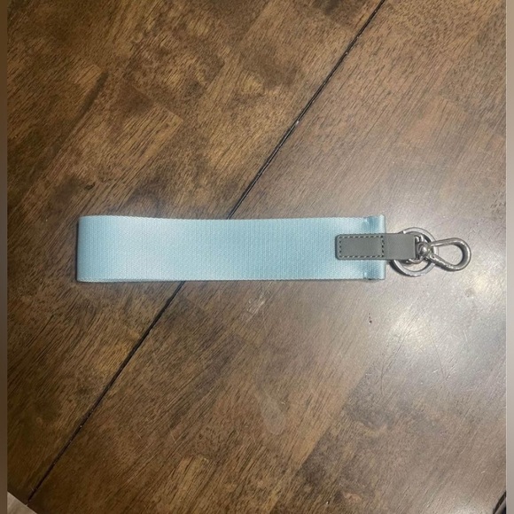 Lululemon Never Lost Keychain - Picture 3 of 3